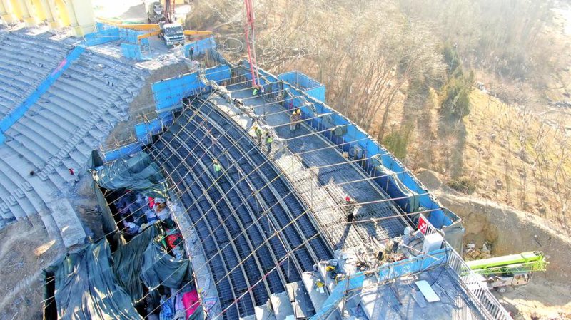 桩基施工技术：建筑基石的守护者